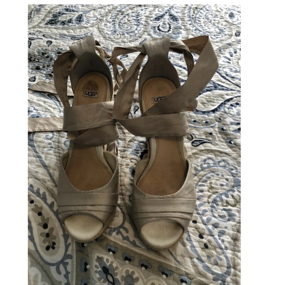 Ugg Strappy Platform Weges Soft Pink Size 8